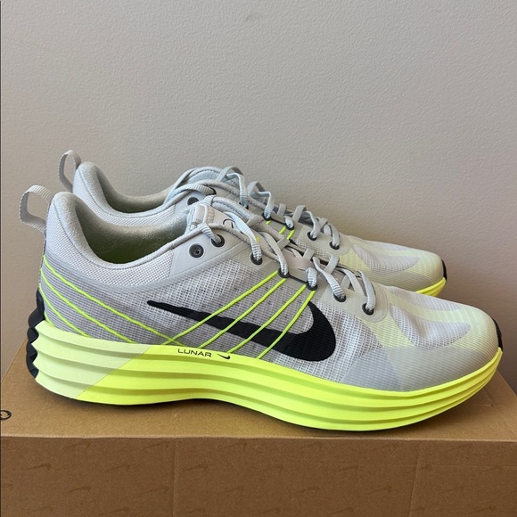 Nike Lunar Roam Neutral Grey Volt HV0812-011 Men’s Size 14